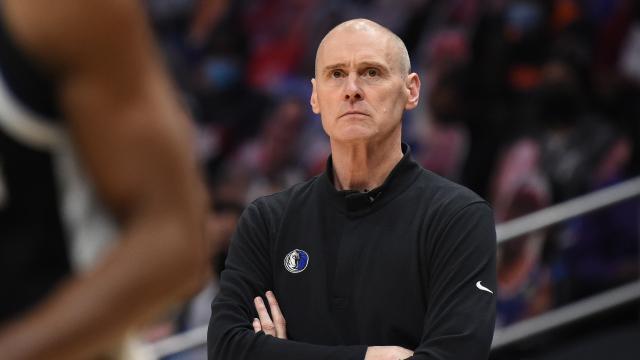 leyu-第二次握手！卡莱尔的步行者情缘：再造冲冠军团？